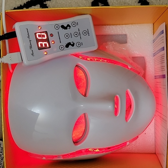 LED Facial Mask